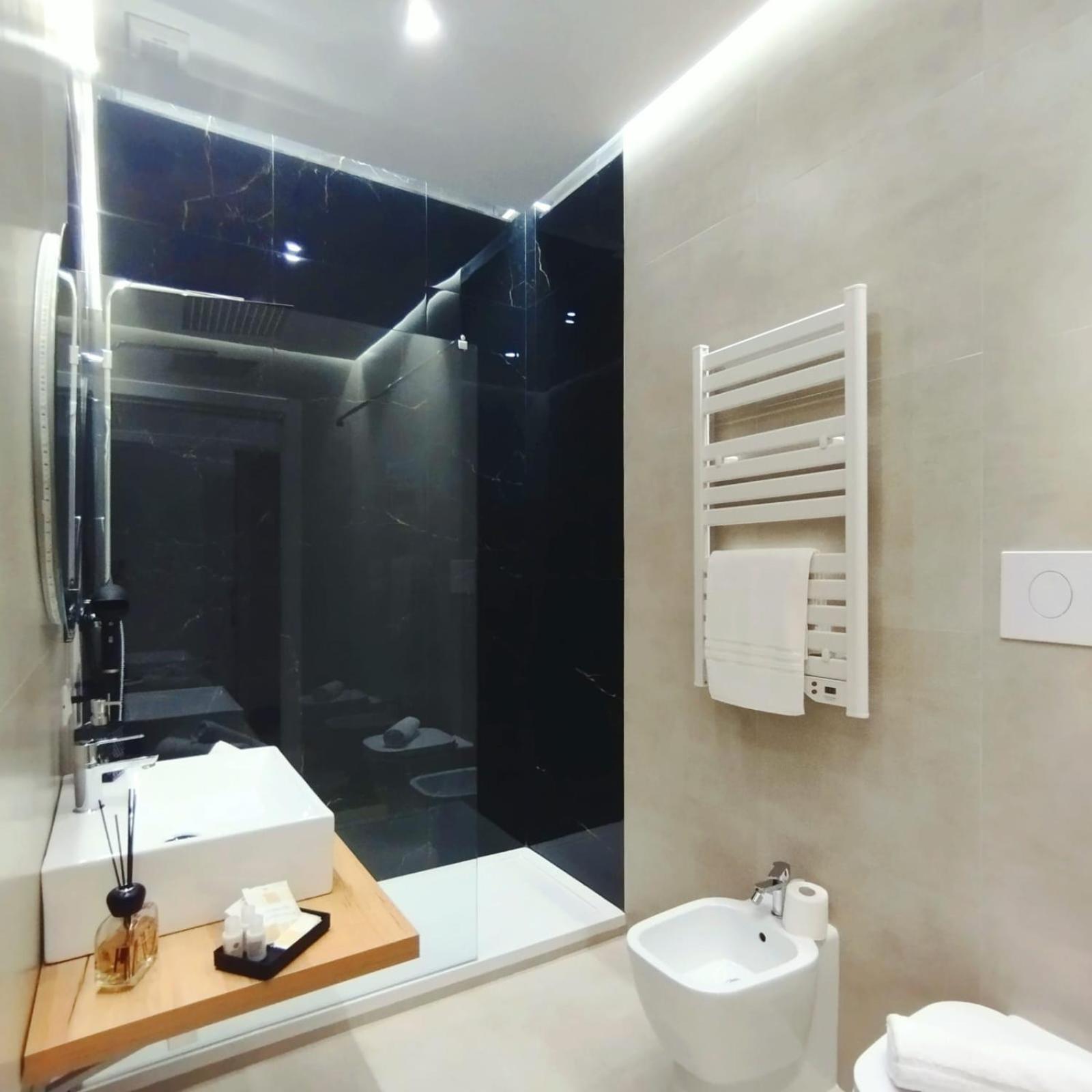 Agatha Modern Elegant Rooms Sant'Agata di Militello Luaran gambar
